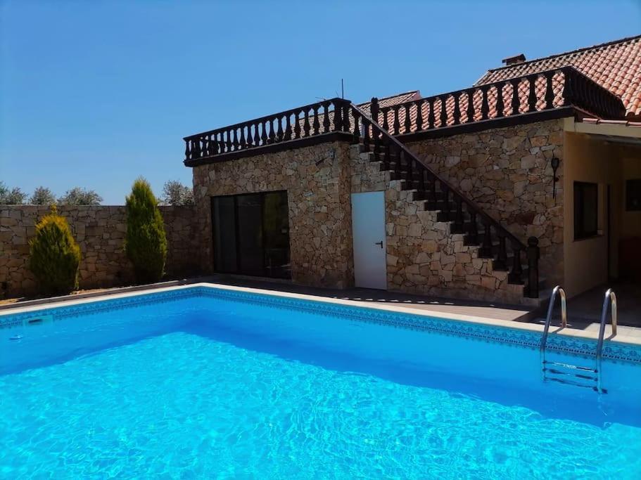 Private Pool & House - Serenity Villa Ancião Exteriör bild